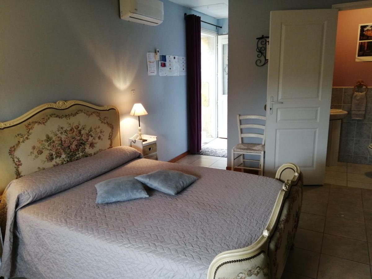 Chambres Et Gite Peyroutas " Camille" Vignonet St Emilion Екстериор снимка